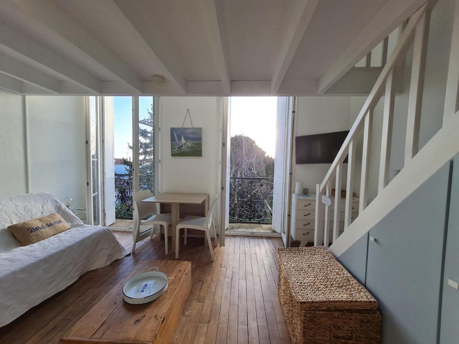 Apartment Cosy 100 M De La De Foncillon *